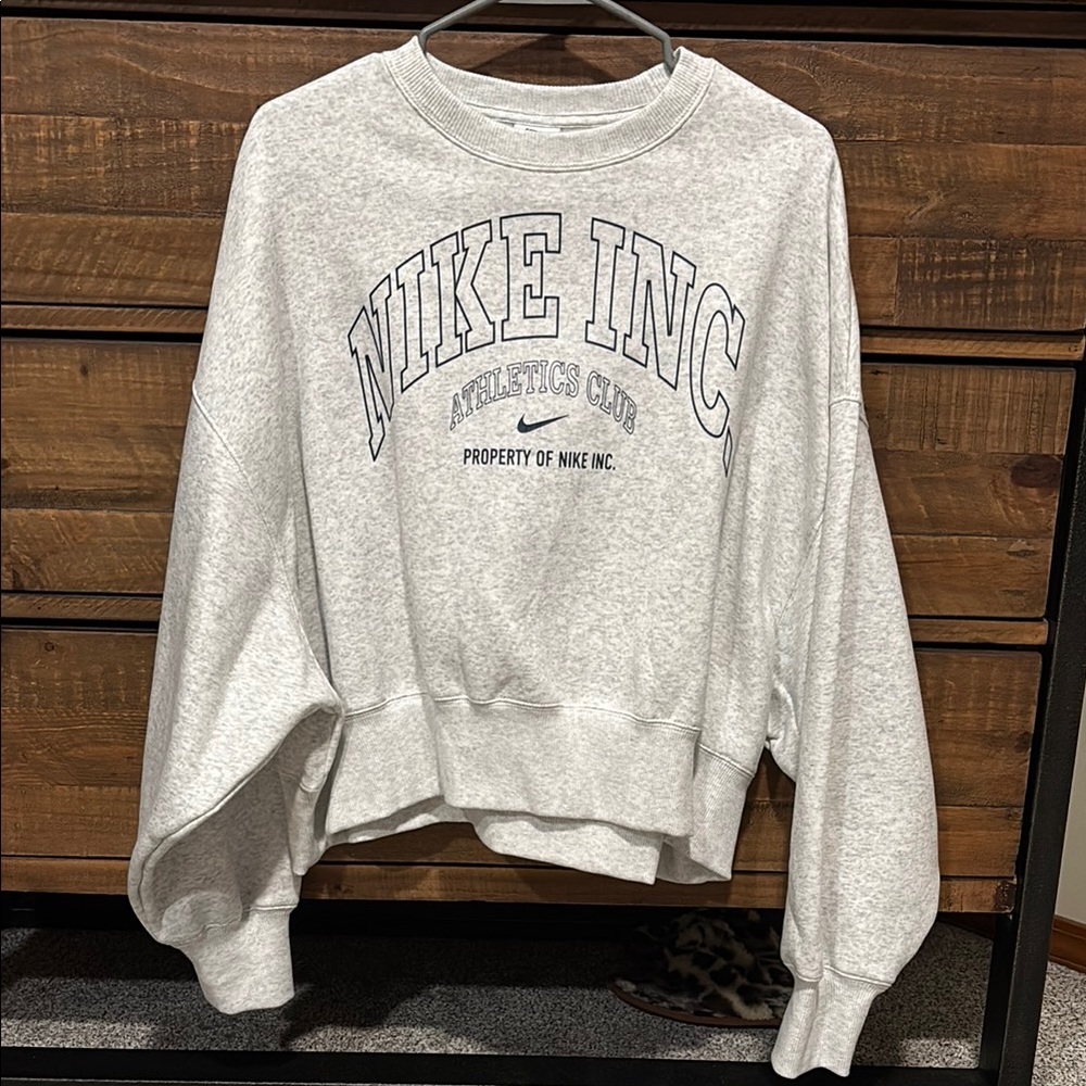 Nike Gray Oversized Sweatshirt